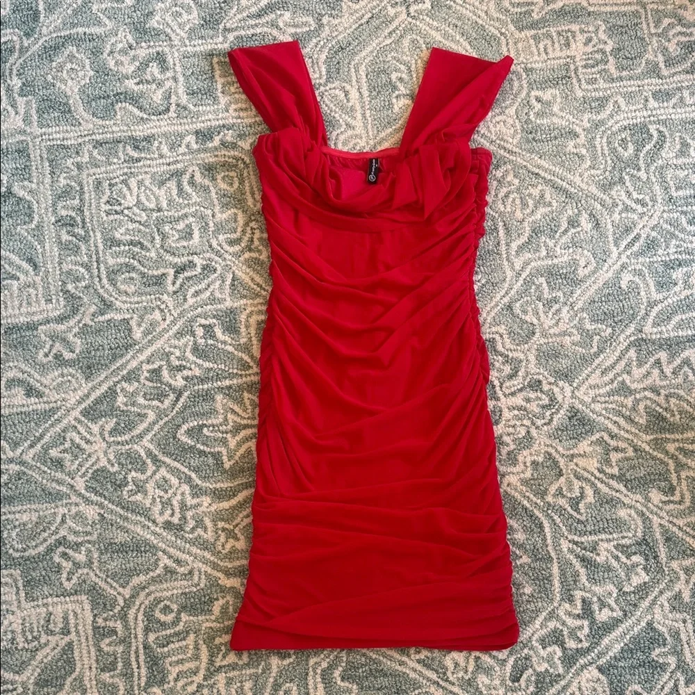 Fitted Red Ruched Mini Dress - Picture 5 of 15